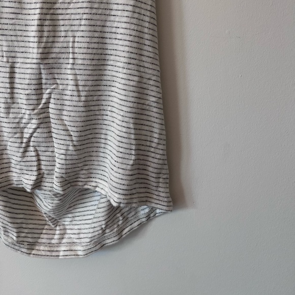 Halter Tank - Picture 3 of 3